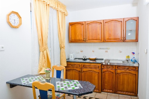Samson Apartment image 2
